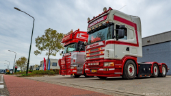 20251019-Tom-Holding-00170